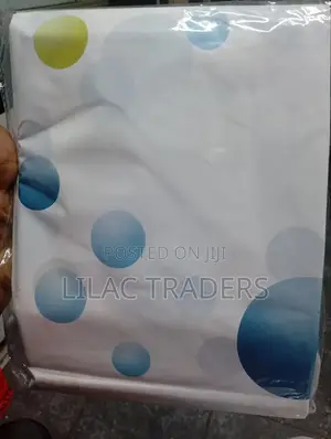 Elegant 180×200cm PVC Shower Curtain for Modern Bathrooms.