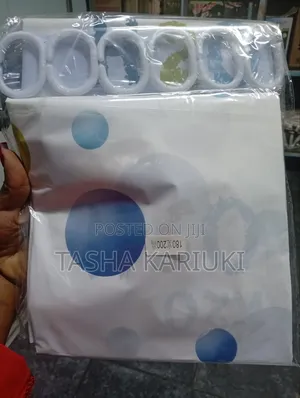 Elegant 180×200cm PVC Shower Curtain for Modern Bathrooms.