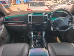 Toyota Land Cruiser Prado 2006 Silver