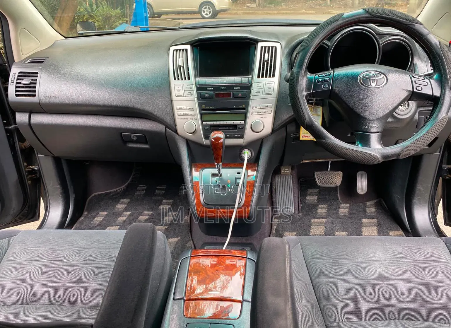 Toyota Harrier 2010 White