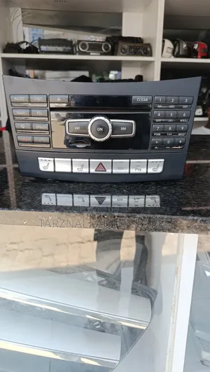 W212 Radio System