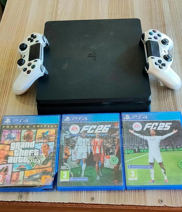Ps4 Console
