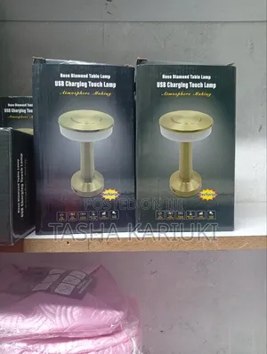 Modern Dumbbell Table Lamp – 3 Light Colours