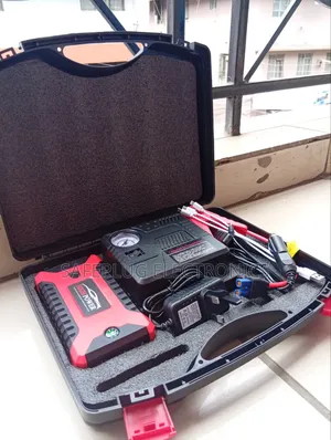 Multifunctional Car Jump Starter – Roadside Emergency Kit