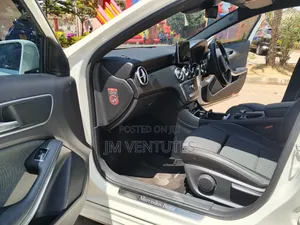Mercedes-Benz C180 2017 White
