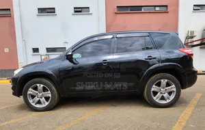 Toyota RAV4 2010 Black