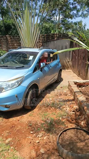 Nissan Note 2014 Blue