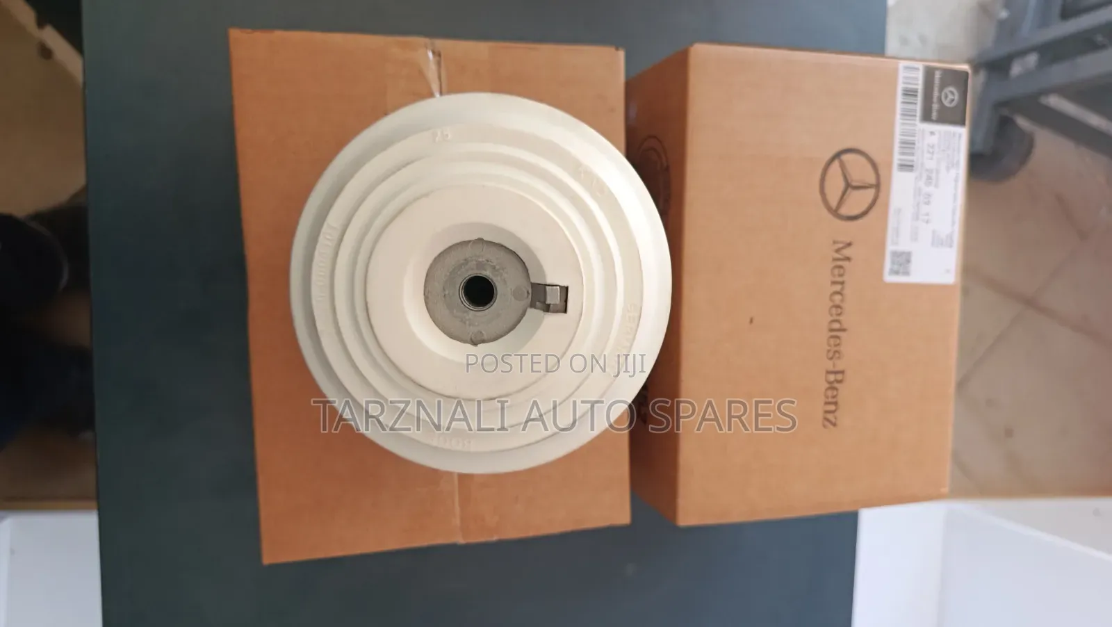 W204 and W221 Engine Mounts