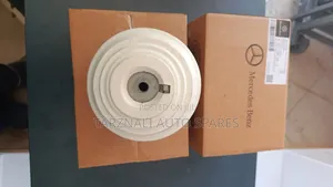 W204 and W221 Engine Mounts