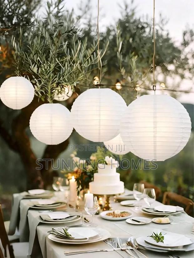 12" Paper Lanterns - thumbnail 2