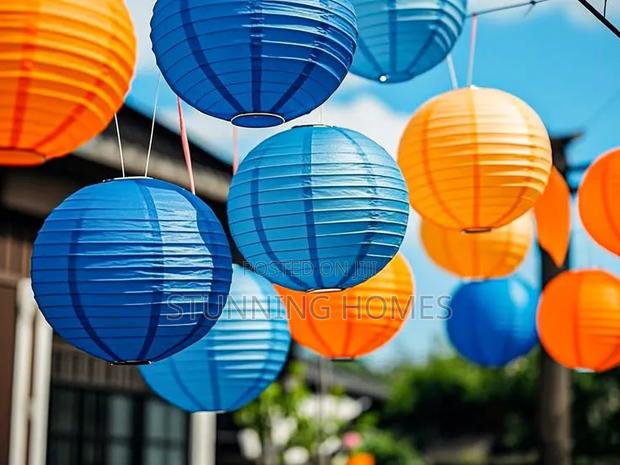 12" Paper Lanterns - thumbnail 3