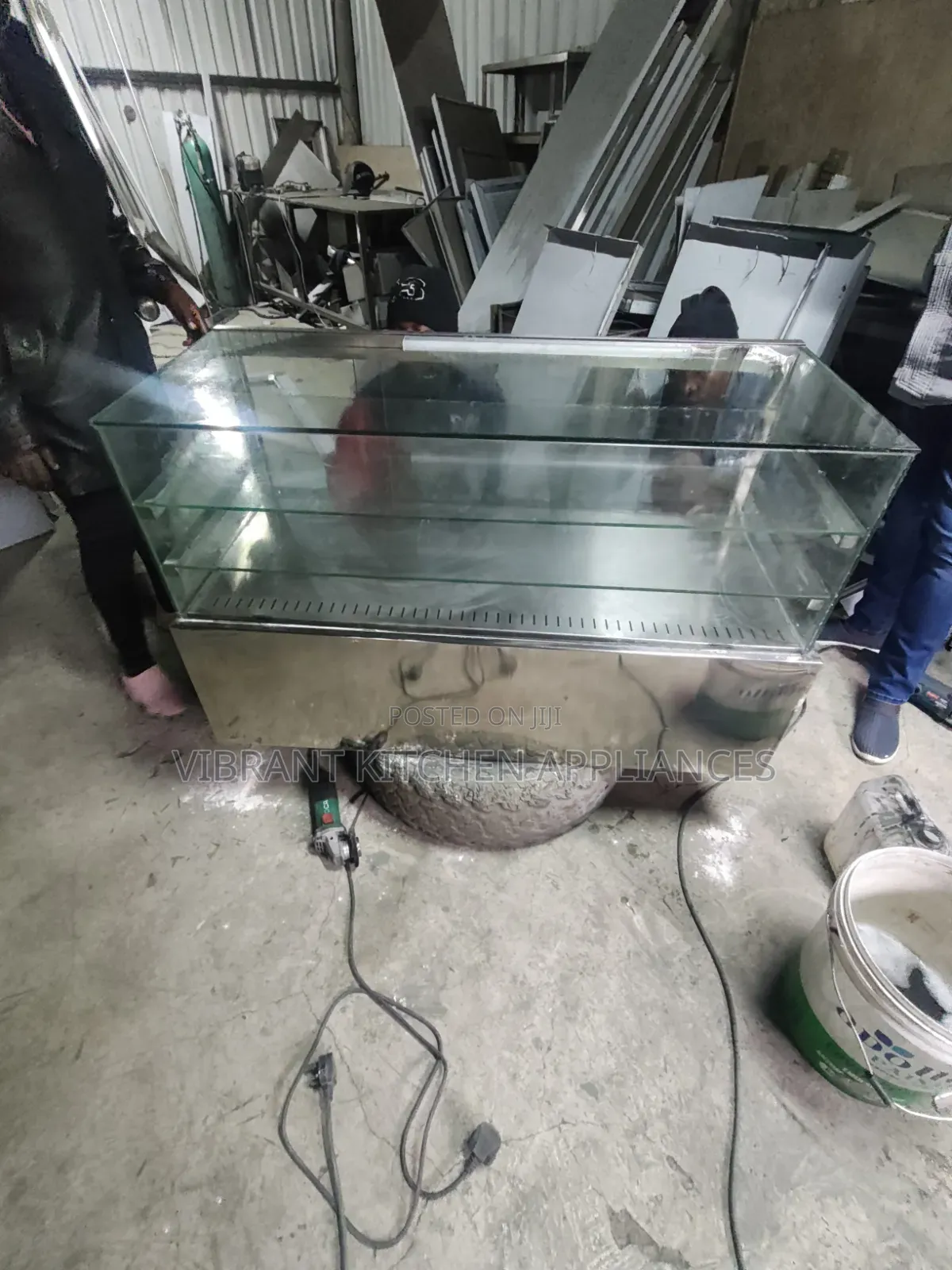 Stainless Steel 3-Tier Refrigerated Mirror Showcase