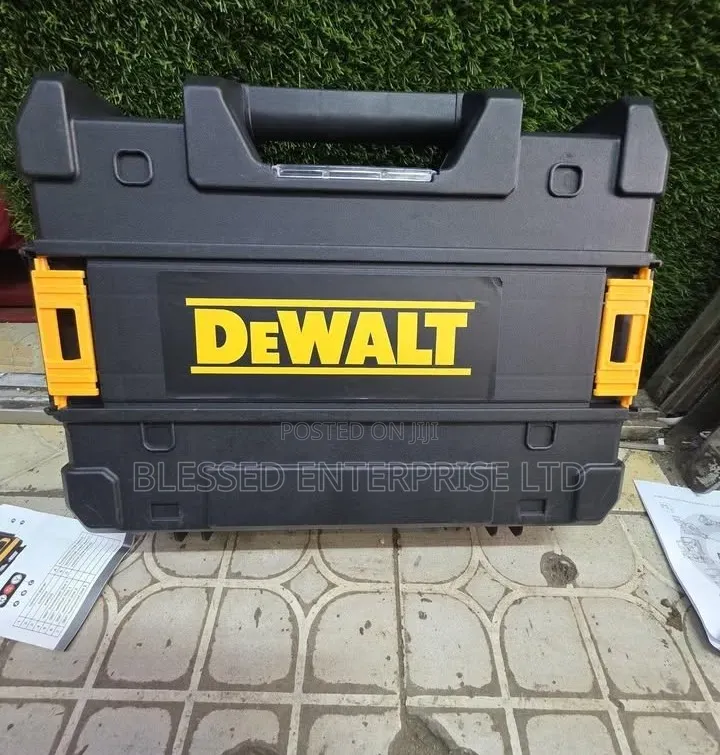 Industrial DeWalt Laser Level/Laser Level With Stand