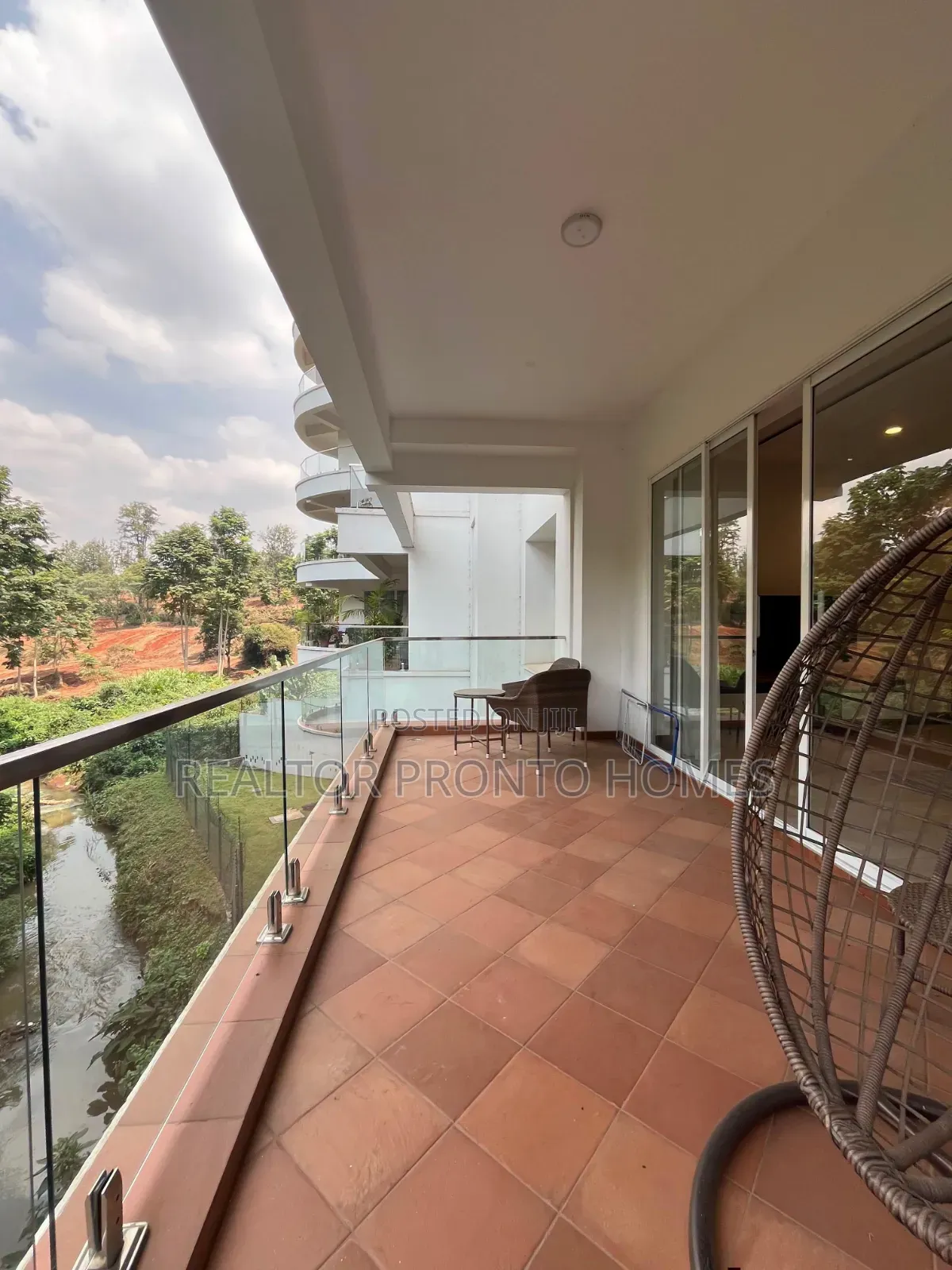3bdrm Apartment in Parklands for rent
