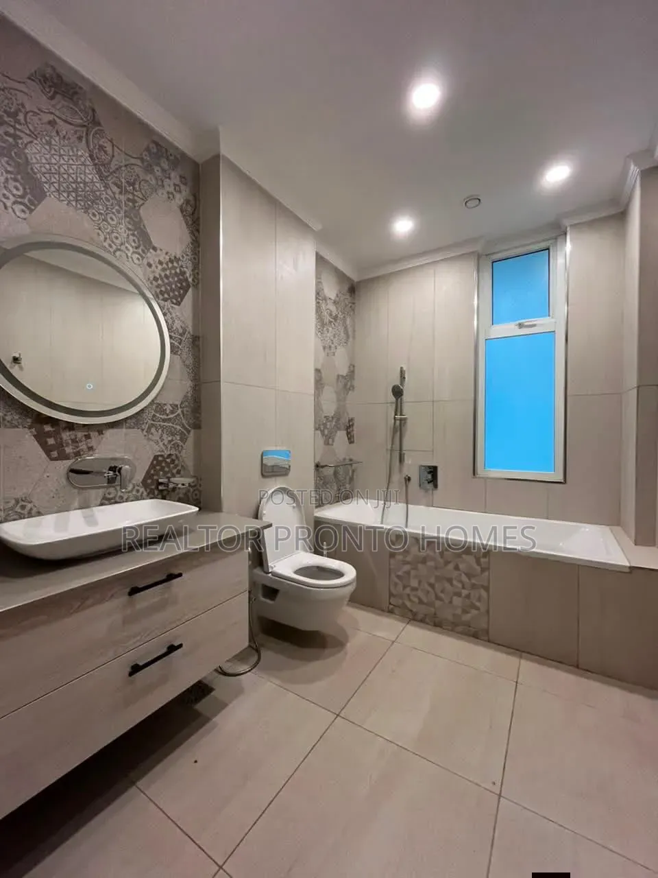 3bdrm Apartment in Parklands for rent