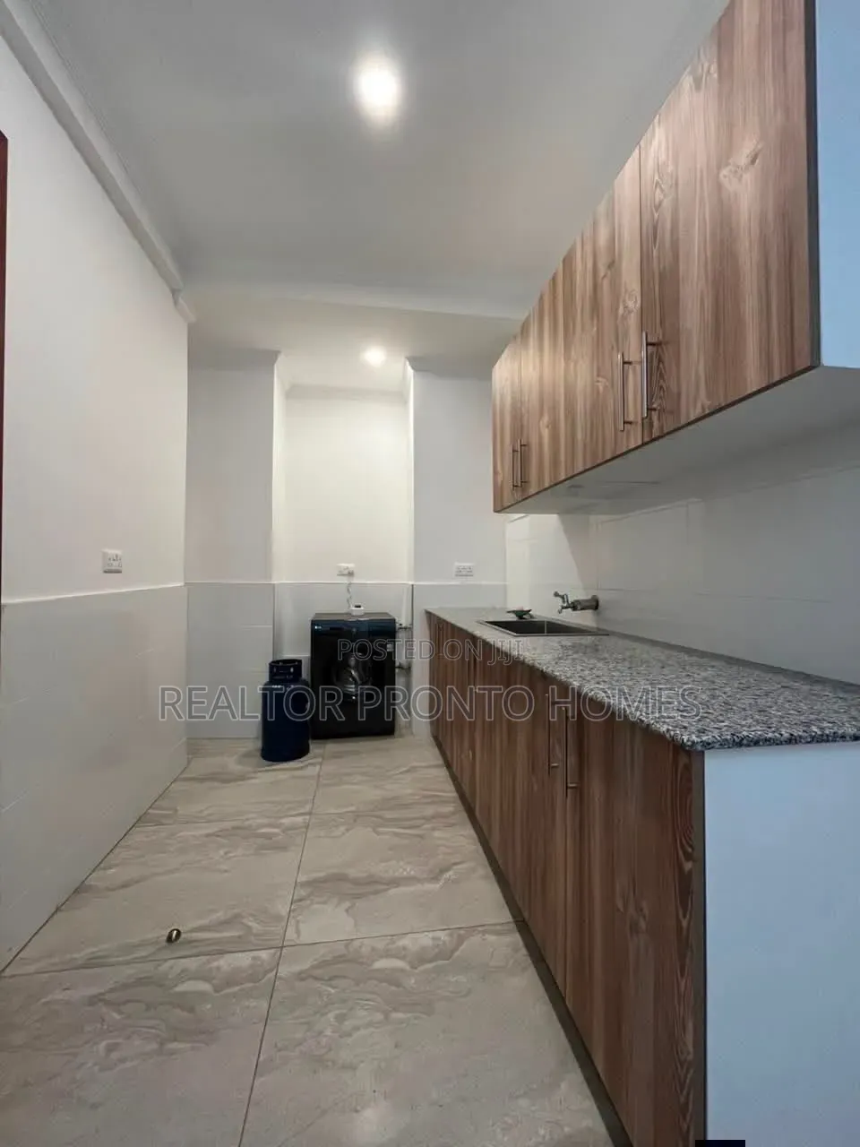 3bdrm Apartment in Parklands for rent