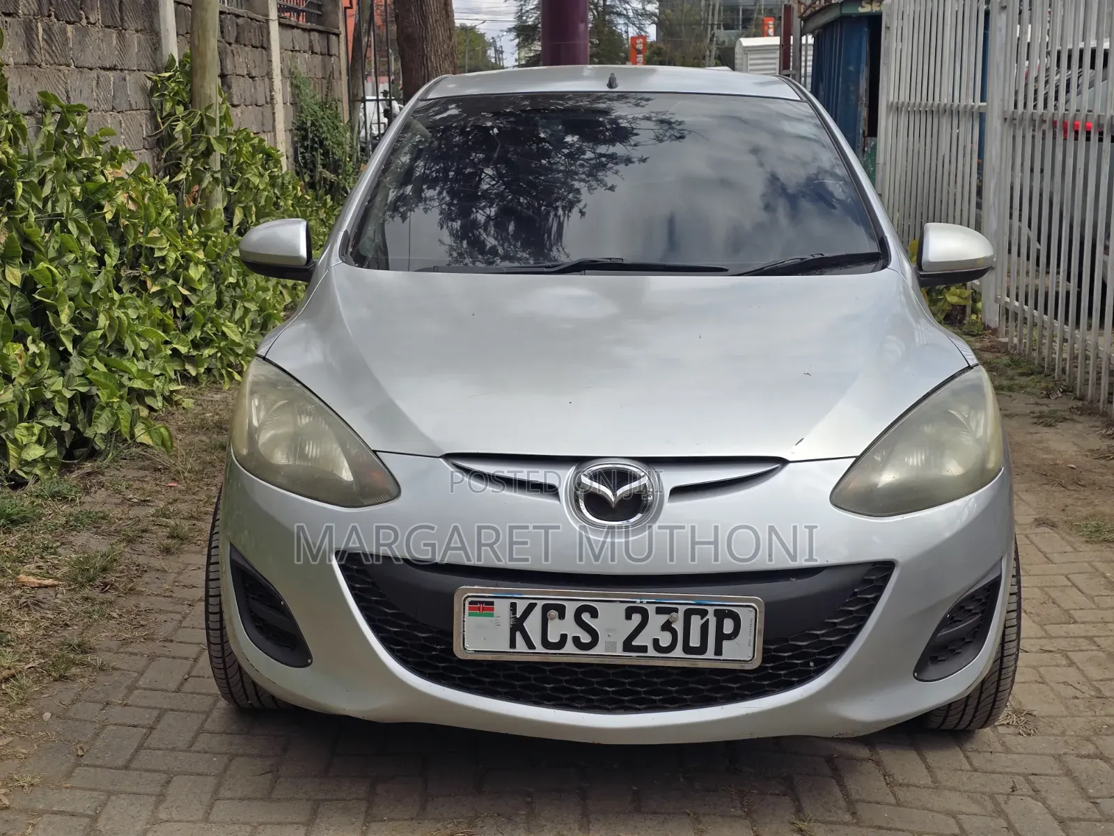 Mazda Demio 2011 Silver