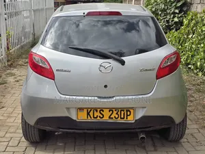 Mazda Demio 2011 Silver