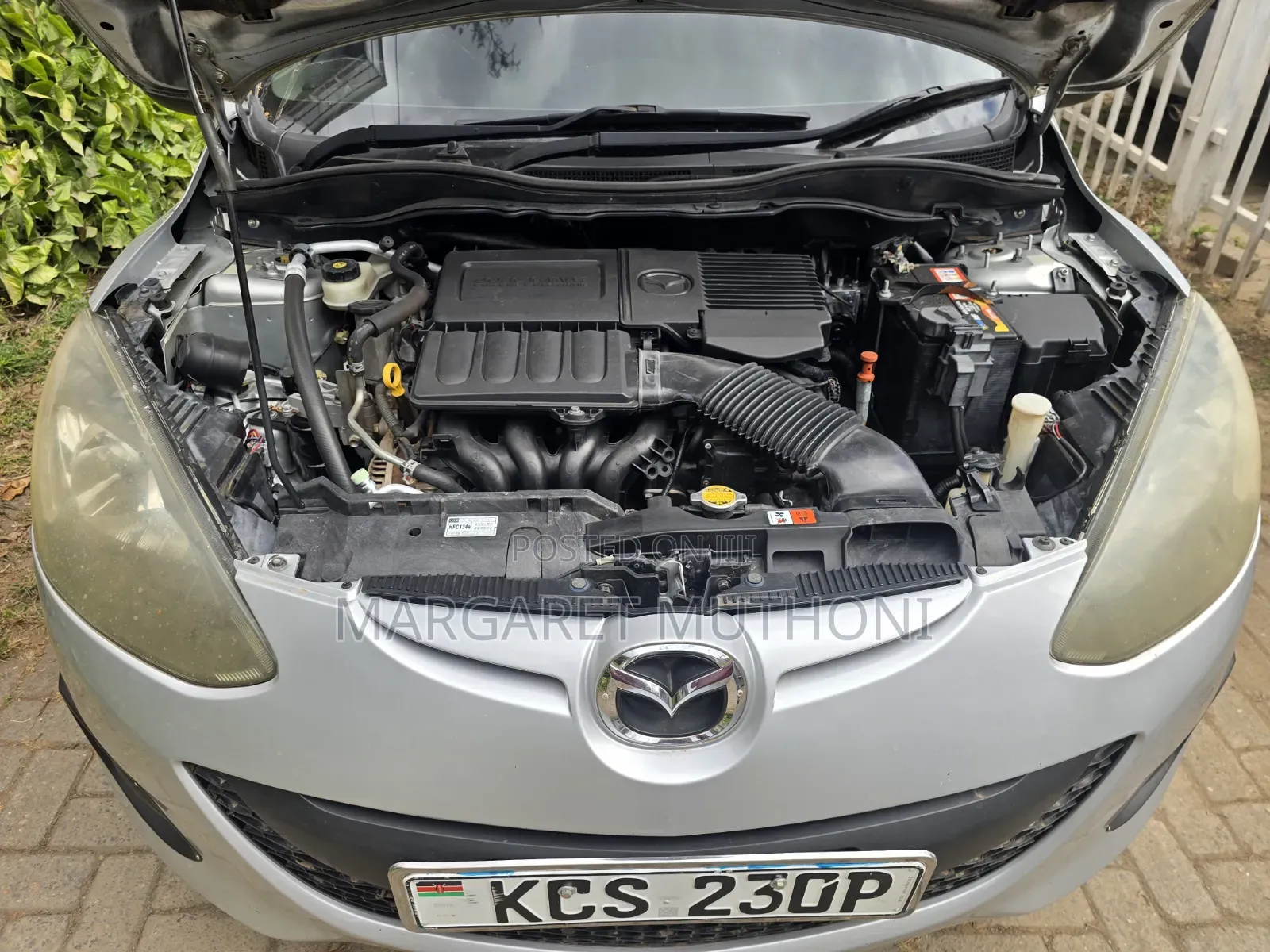 Mazda Demio 2011 Silver