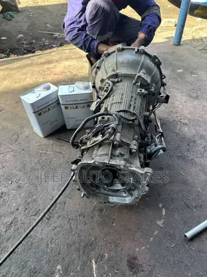 GEARBOX MITSuBISHI 4m40