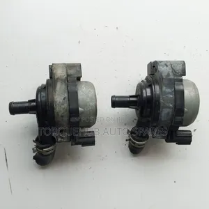 Nissan Xtrail NT32 Inverter Coolant Water Pump