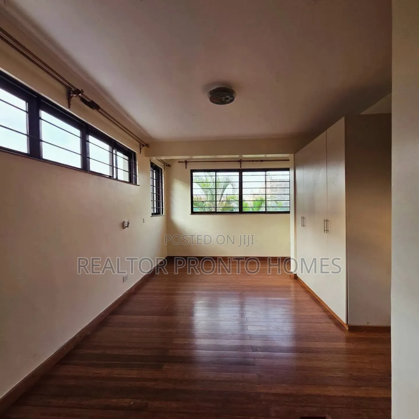 5bdrm Townhouse / Terrace in Lavington, Muthangari for rent
