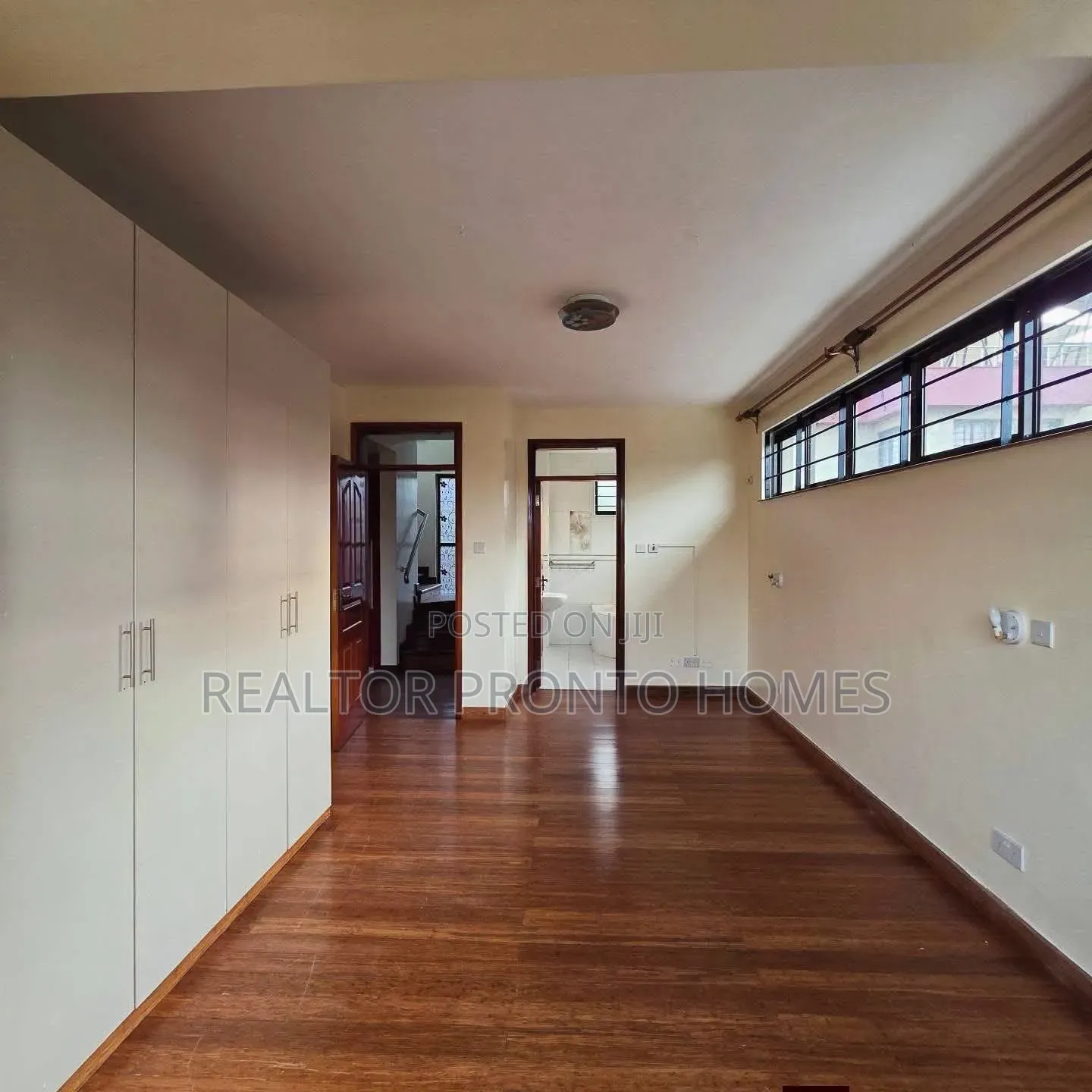 5bdrm Townhouse / Terrace in Lavington, Muthangari for rent