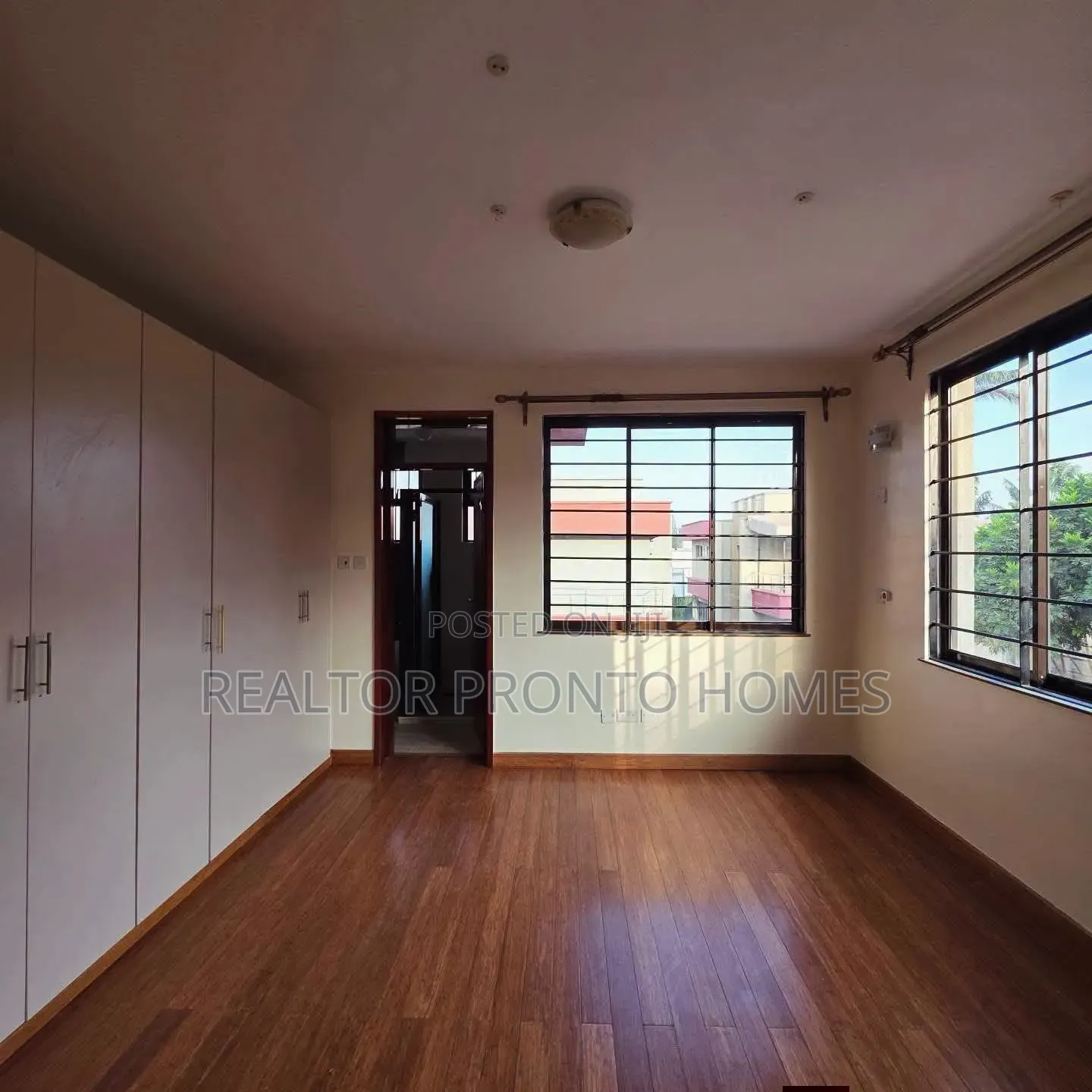 5bdrm Townhouse / Terrace in Lavington, Muthangari for rent