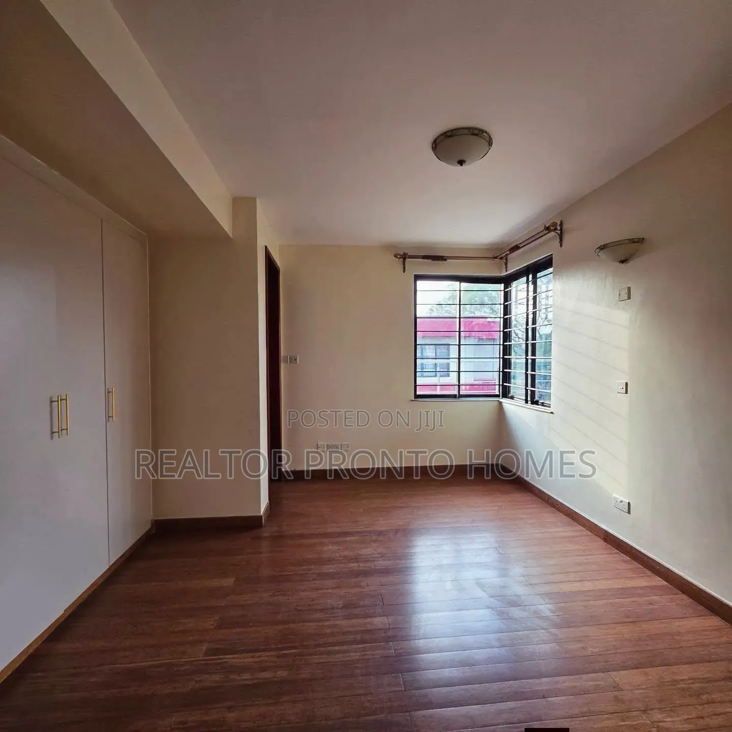 5bdrm Townhouse / Terrace in Lavington, Muthangari for rent