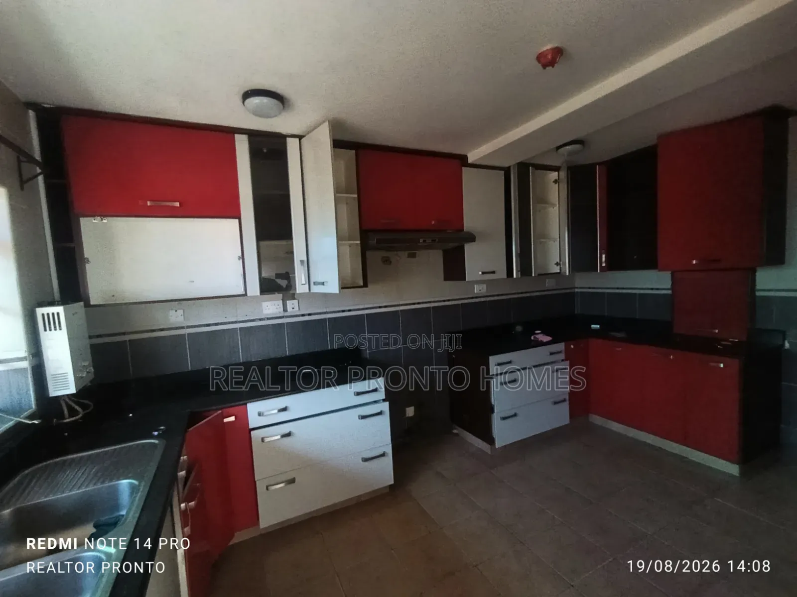 4bdrm Townhouse / Terrace in Lavington, Valley Arcade for rent