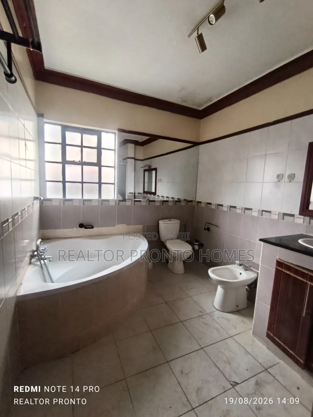 4bdrm Townhouse / Terrace in Lavington, Valley Arcade for rent