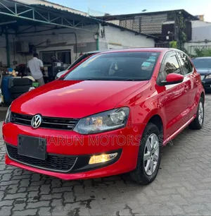Volkswagen Polo 2014 Red