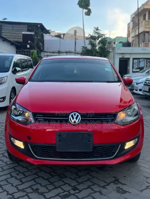 Volkswagen Polo 2014 Red