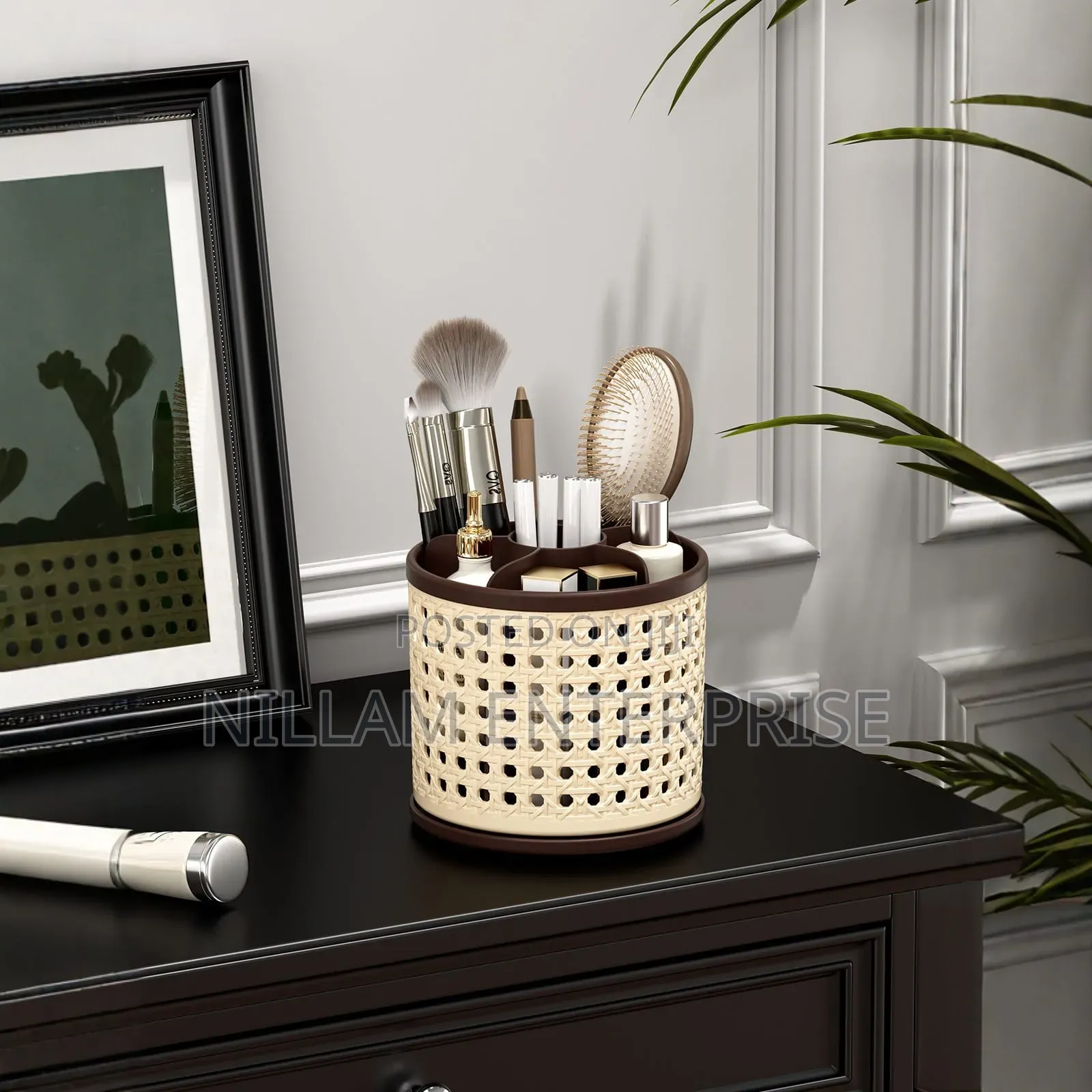 Retro Rattan Rotating Storage Organizer
