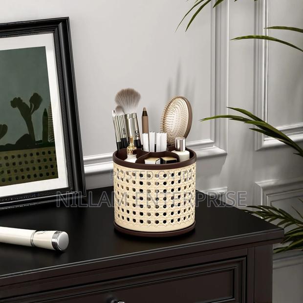 Retro Rattan Rotating Storage Organizer - thumbnail 2