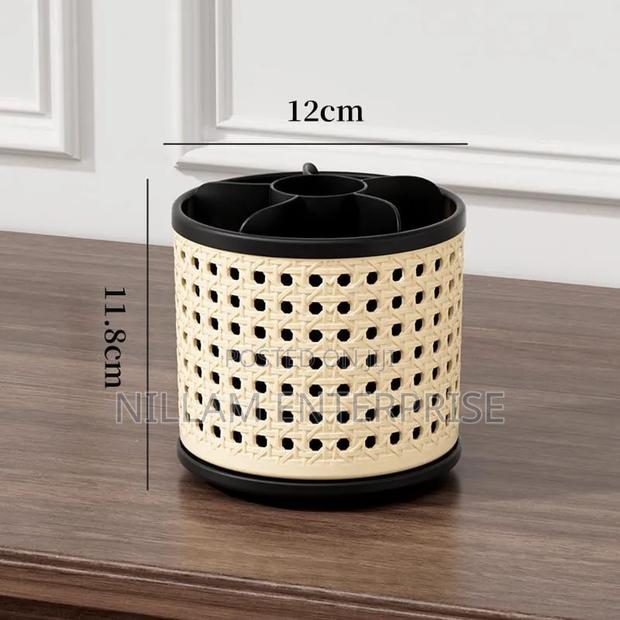 Retro Rattan Rotating Storage Organizer - thumbnail 3