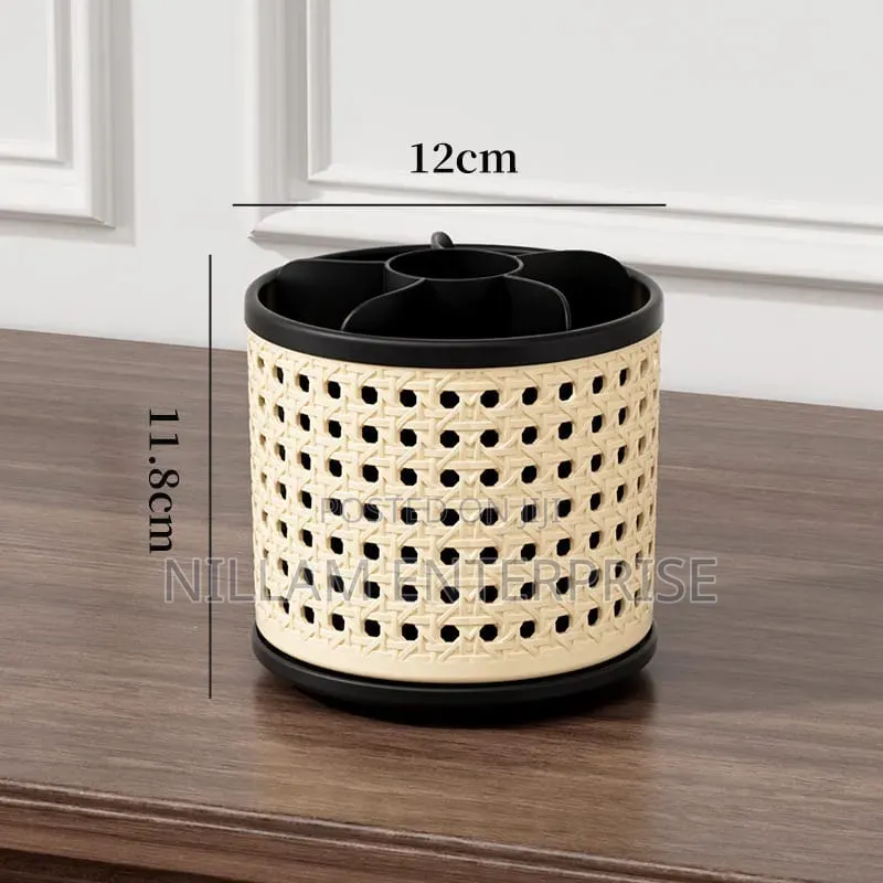 Retro Rattan Rotating Storage Organizer