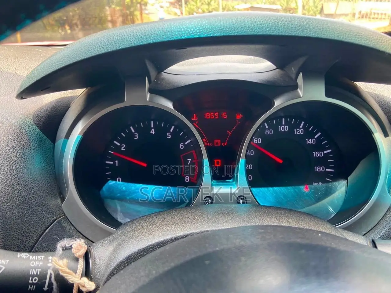 Nissan Juke 2011 Red