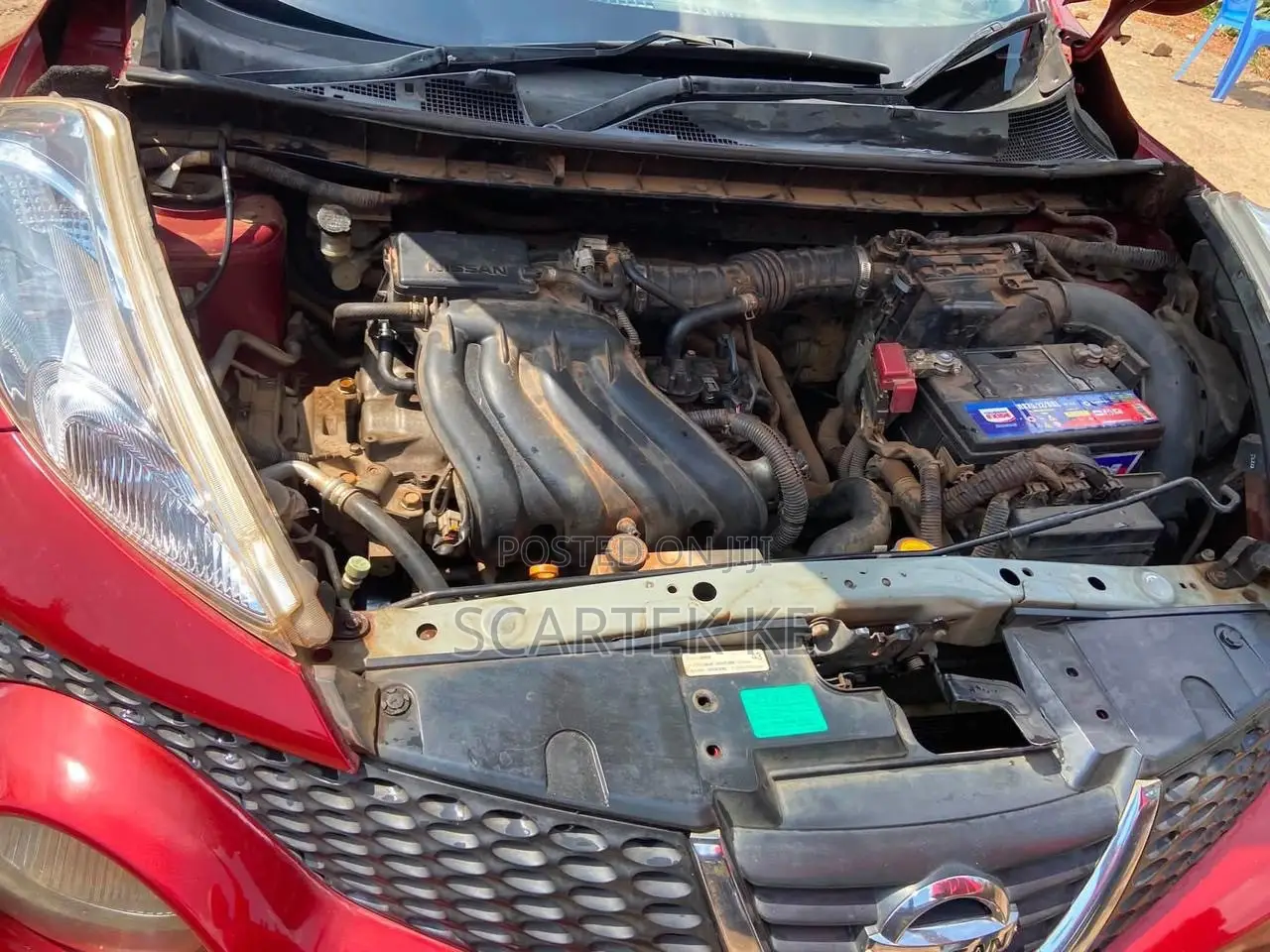Nissan Juke 2011 Red