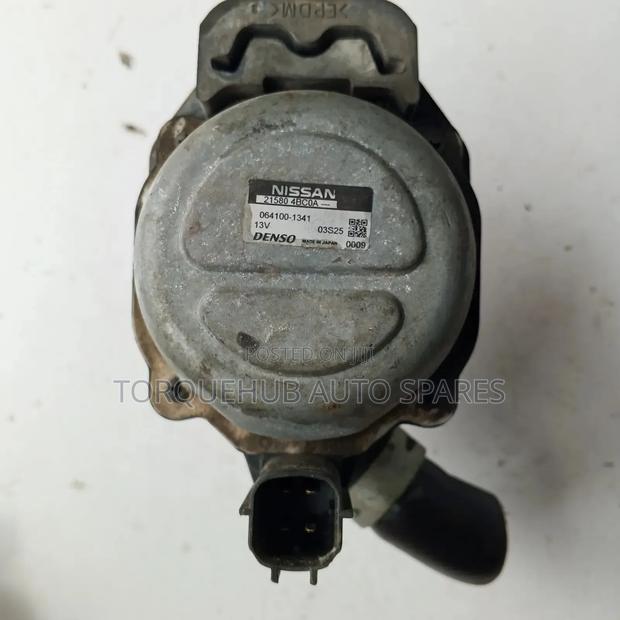 Nissan Xtrail NT32 Inverter Coolant Water Pump