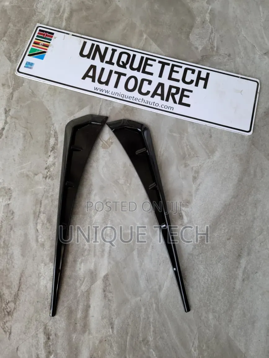 Universal Car Side Leaf Vent Decor Stickers