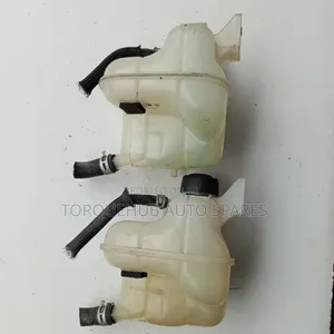 Nissan Note 2018 HR12 Coolant Tank