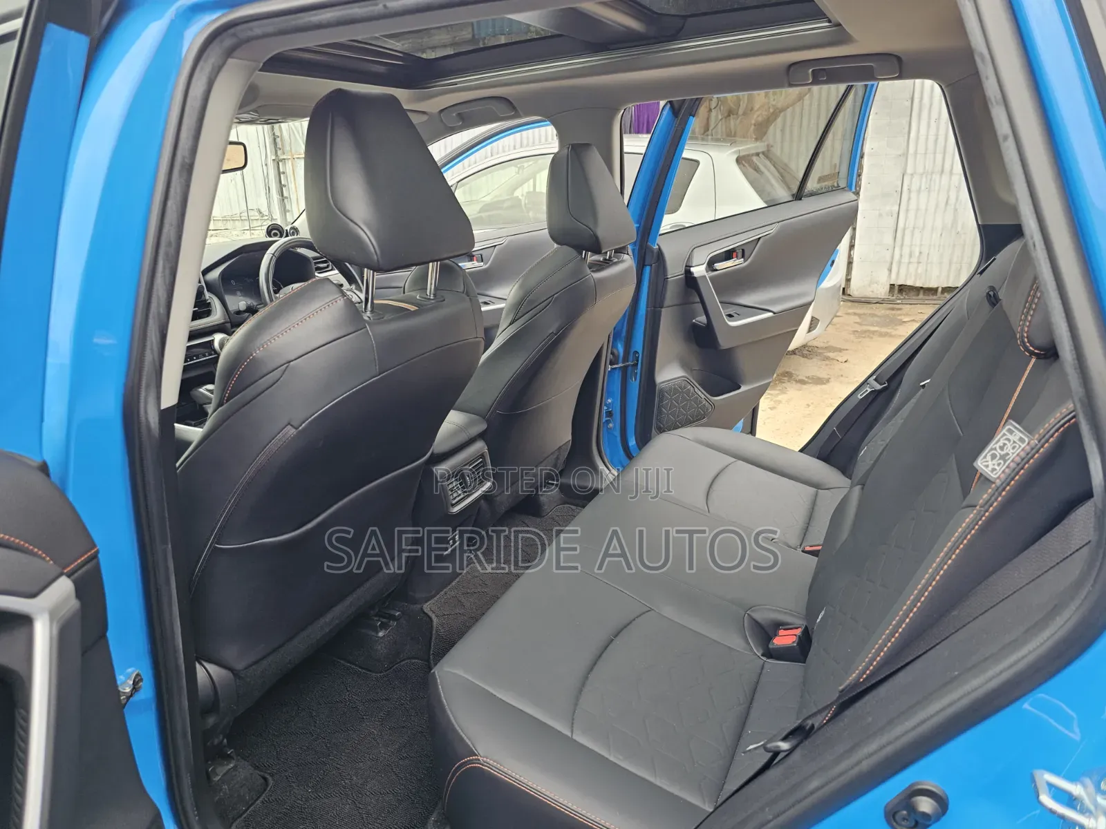 Toyota RAV4 Adventure 2021 Blue