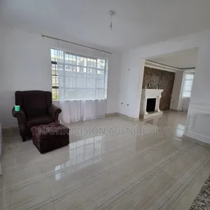 5bdrm Mansion in Ruai for rent