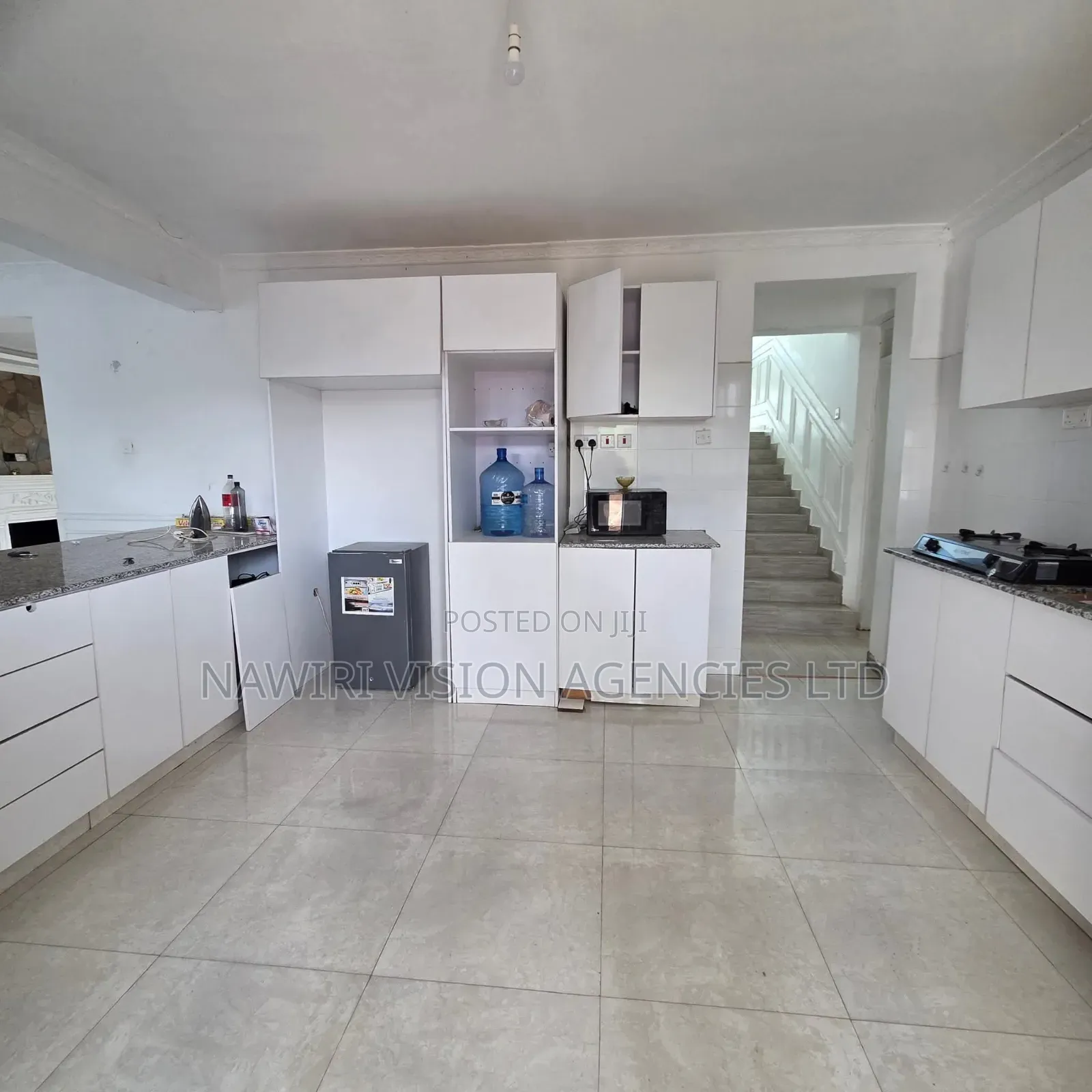 5bdrm Mansion in Ruai for rent