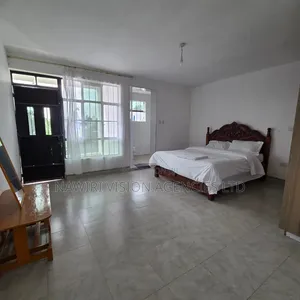 5bdrm Mansion in Ruai for rent
