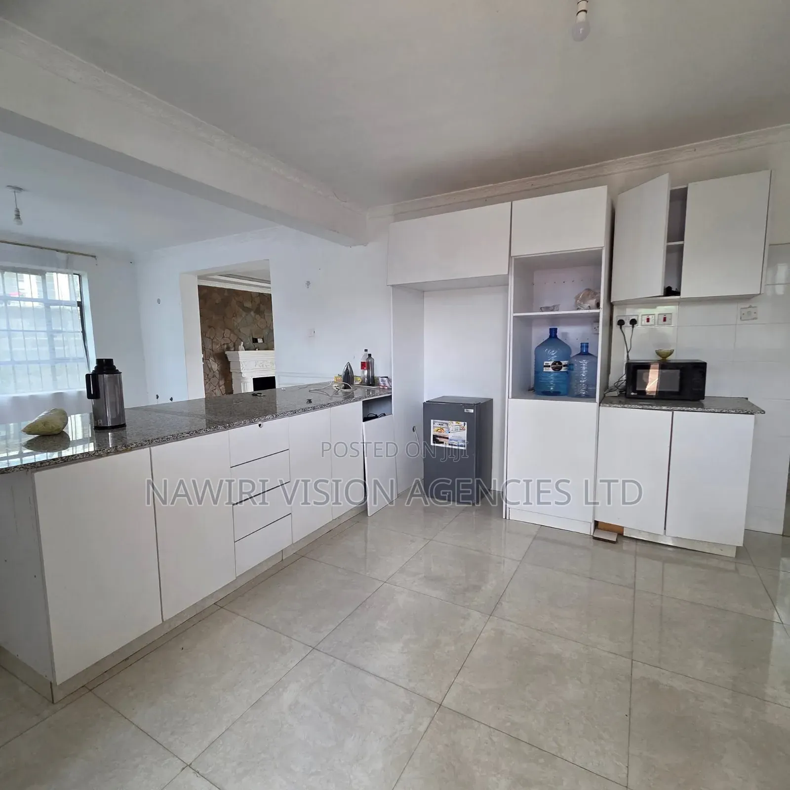 5bdrm Mansion in Ruai for rent