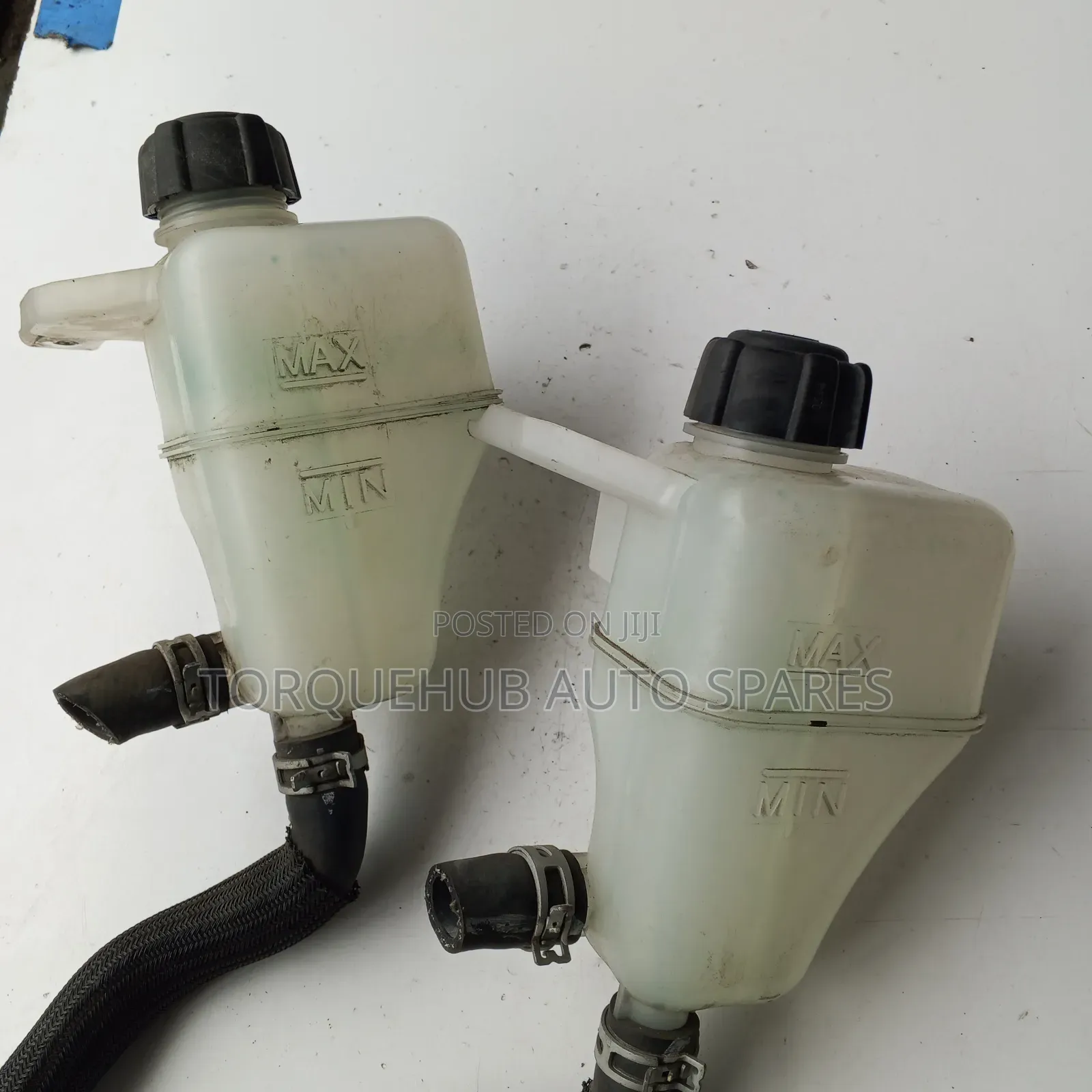 Nissan Xtrail NT32 Water Pump Tank