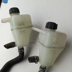 Nissan Xtrail NT32 Water Pump Tank