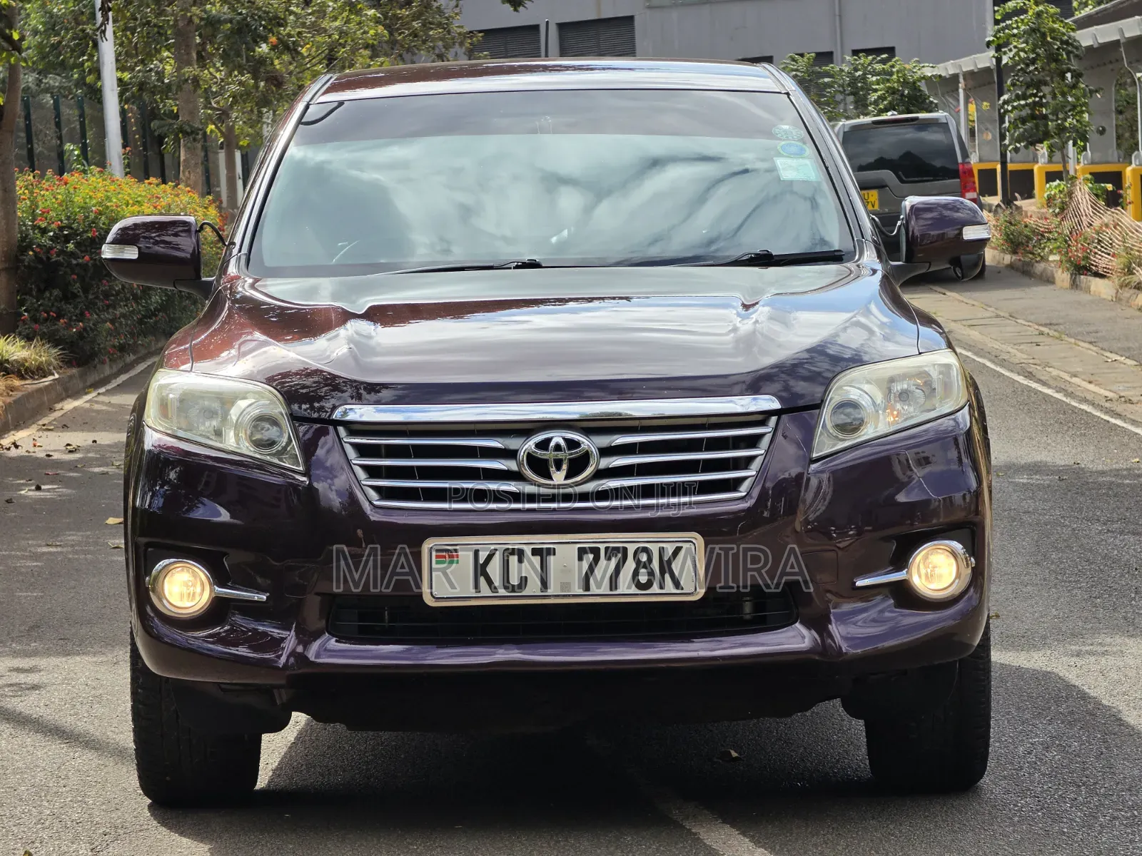 Toyota Vanguard 2011 Maroon